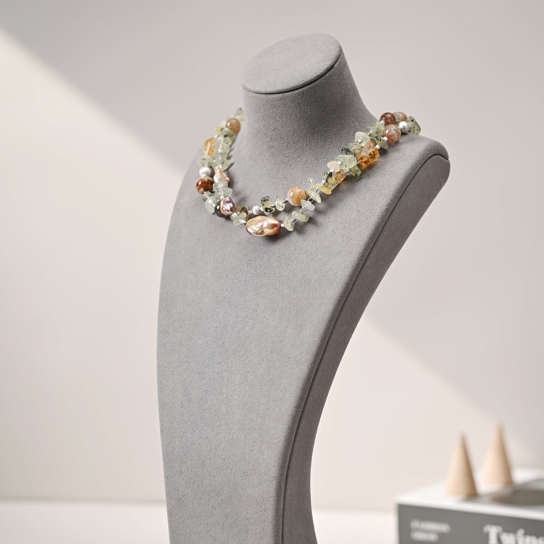 Necklace:Nature/Prehnite